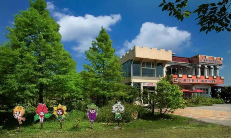 Fairy Story Village Farm B&B Dongshan  Bagian luar foto